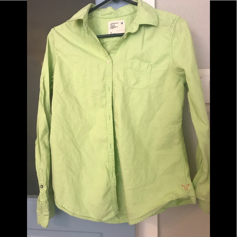 American Eagle Button down shirt